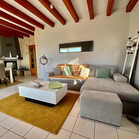 Belle Maison Avec Vue Imprenable Et Grand Jardin Tatil Evi