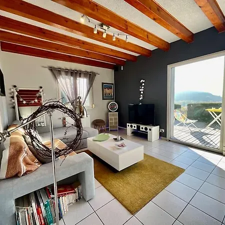 Belle Maison Avec Vue Imprenable Et Grand Jardin *